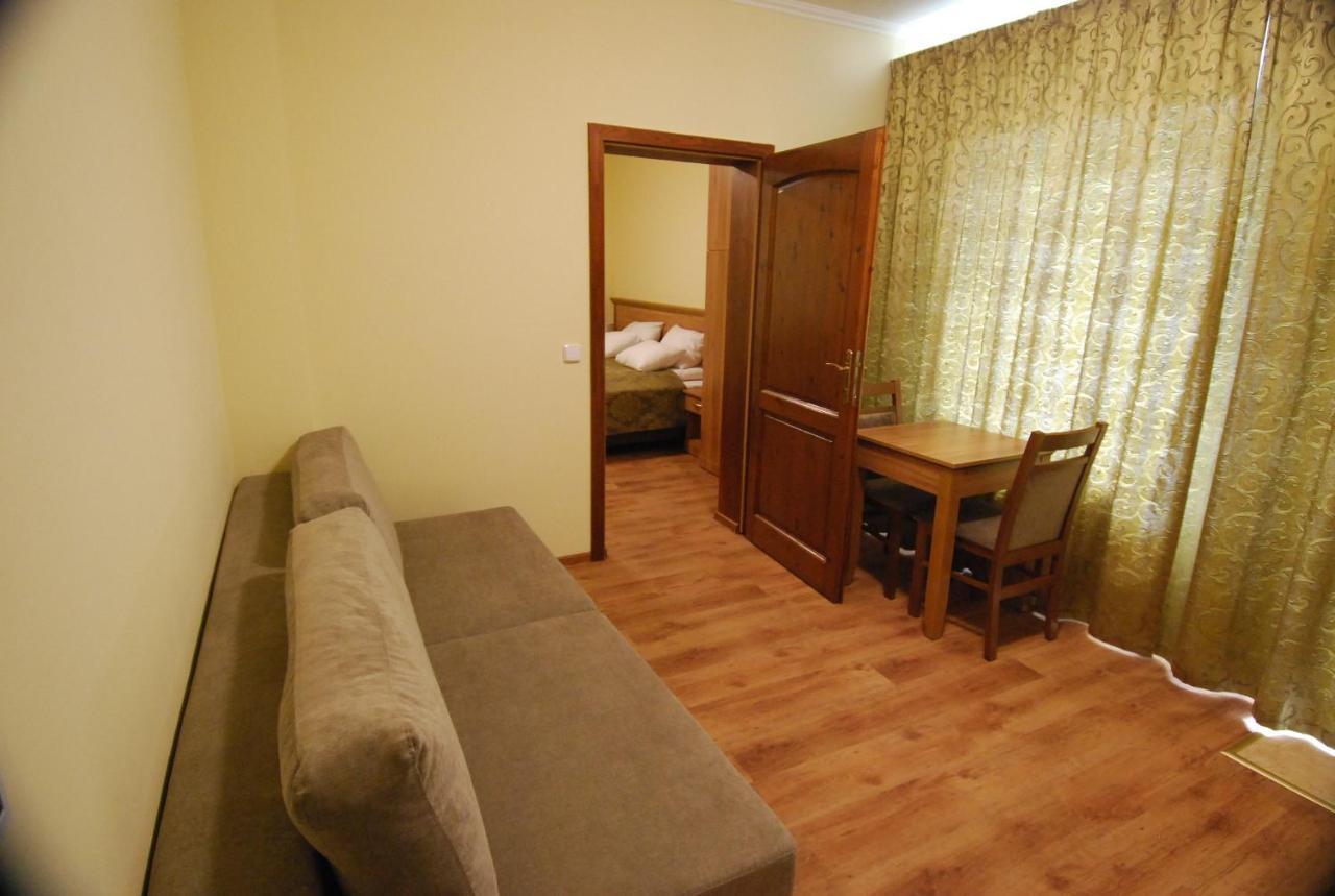 Ivanek Guest House Zvikovske Podhradi Exterior photo