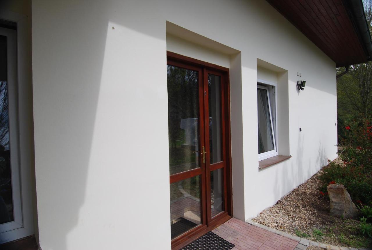 Ivanek Guest House Zvikovske Podhradi Exterior photo